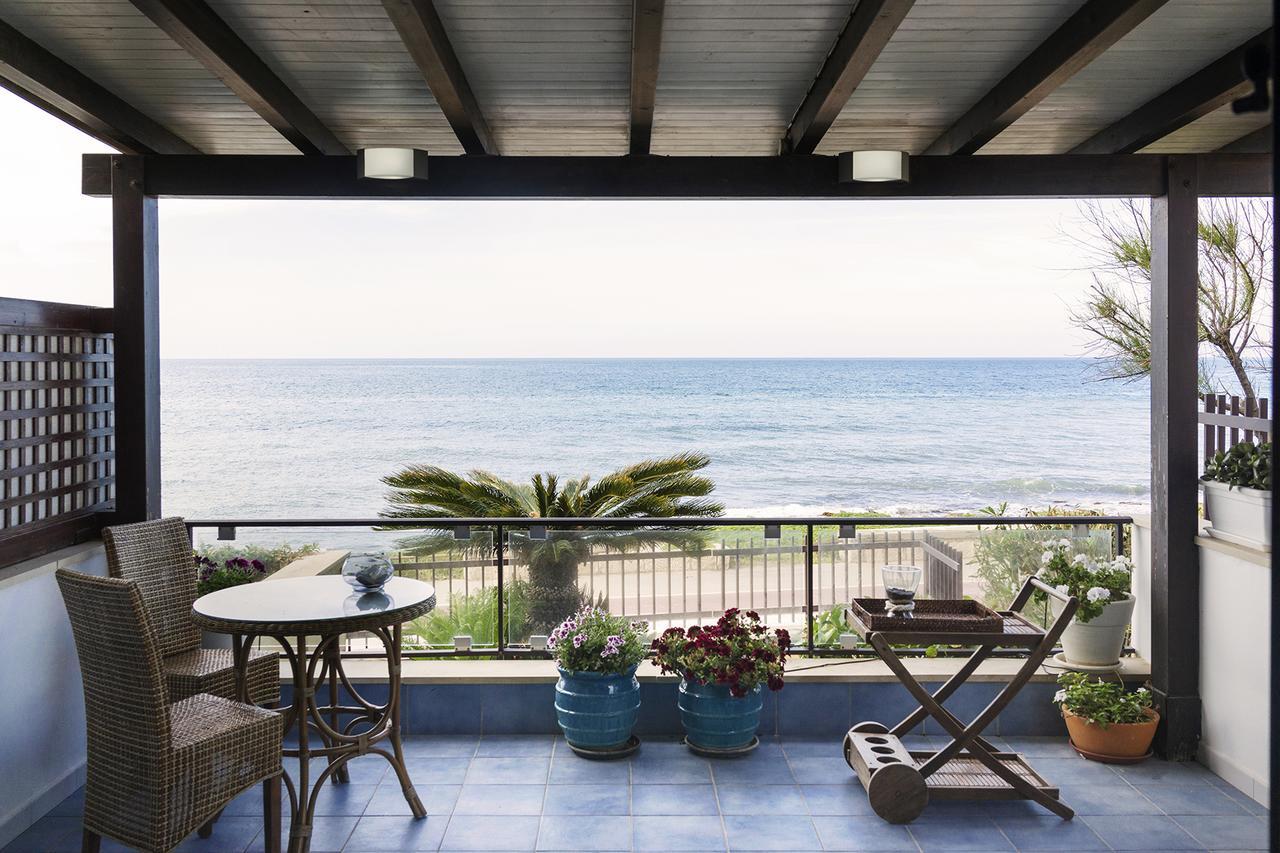 Terrazza A Mare Corallo Марина ди Рагуса Екстериор снимка